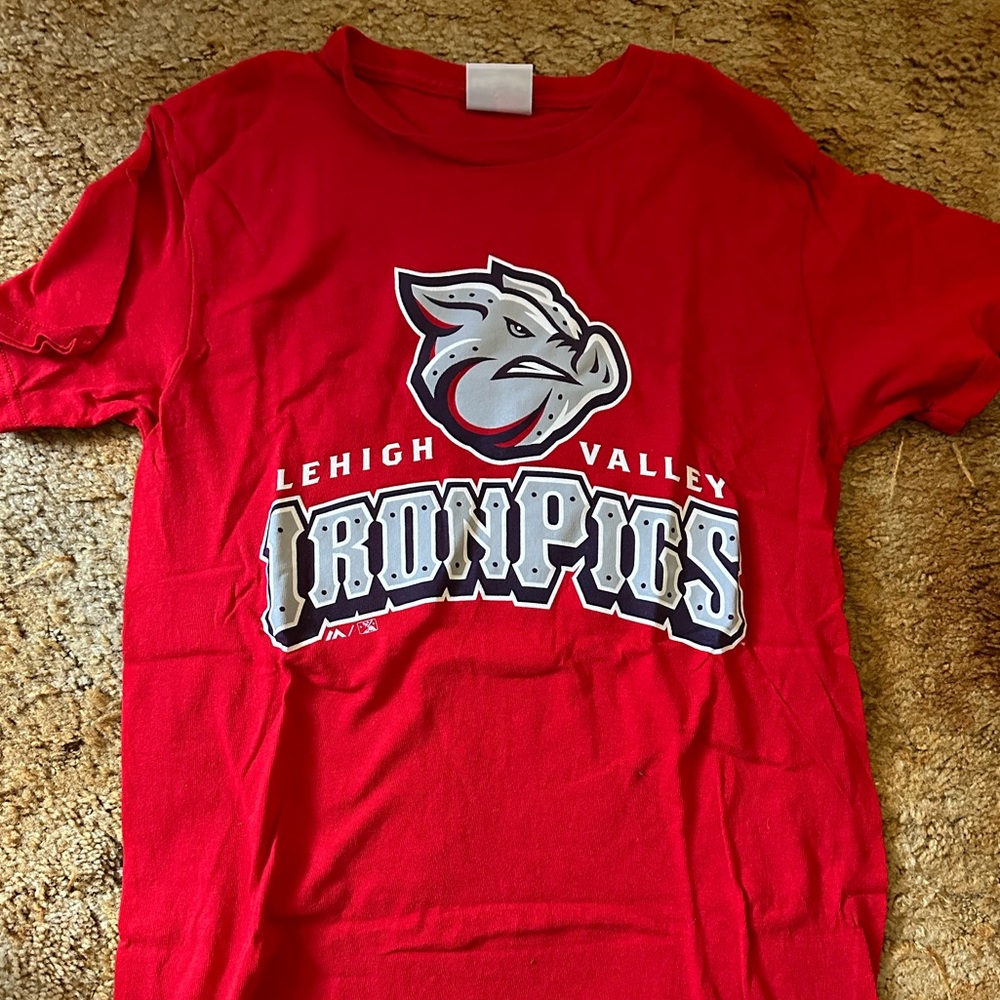 Lehigh Valley IronPigs Cody Asche Red T-Shirt size small